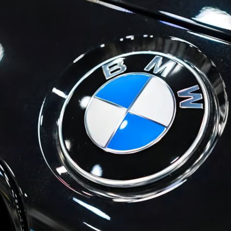 Tá carr cille breosla hidrigine iX5 BMW á thástáil sa Chóiré Theas