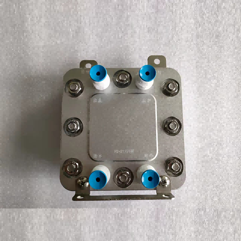 An píolótach ré fuinnimh ghlan - chun cinn hidrigine cille breosla electrolyzer Pem